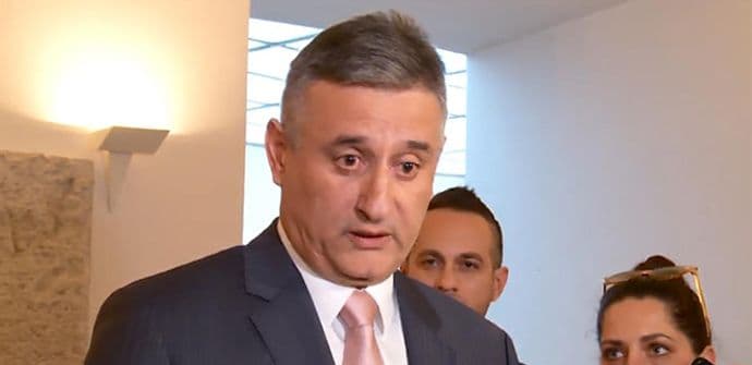 Karamarko: HDZ pokreće postupak za opoziv Oreškovića Karamarko: HDZ pokreće postupak za opoziv Oreškovića