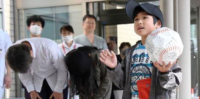 "DOBRO SAM": Mali Japanac pozdravljen ovacijama, roditelji osramoćeni "DOBRO SAM": Mali Japanac pozdravljen ovacijama, roditelji osramoćeni