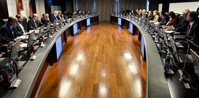 VLADA: Državni dug Crne Gore na kraju 2015. bio 63,33% BDP-a VLADA: Državni dug Crne Gore na kraju 2015. bio 63,33% BDP-a