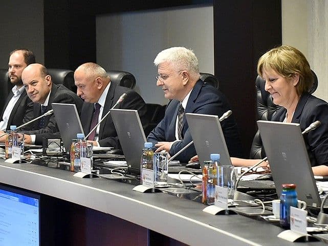 MARKOVIĆ MINISTRIMA: “Ishitrenostima možemo štetiti zajedničkom projektu” MARKOVIĆ MINISTRIMA: “Ishitrenostima možemo štetiti zajedničkom projektu”