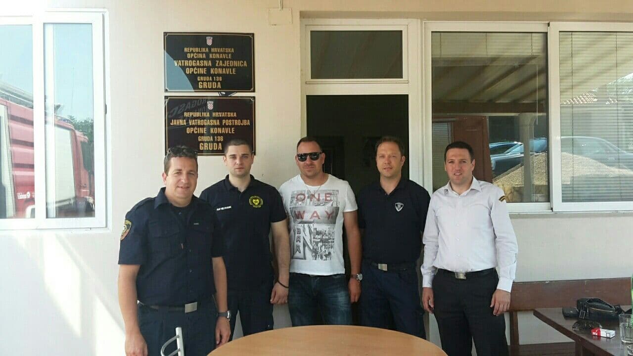 Službe zaštite i komunalne policije Herceg Novog u posjeti Konavlima Službe zaštite i komunalne policije Herceg Novog u posjeti Konavlima