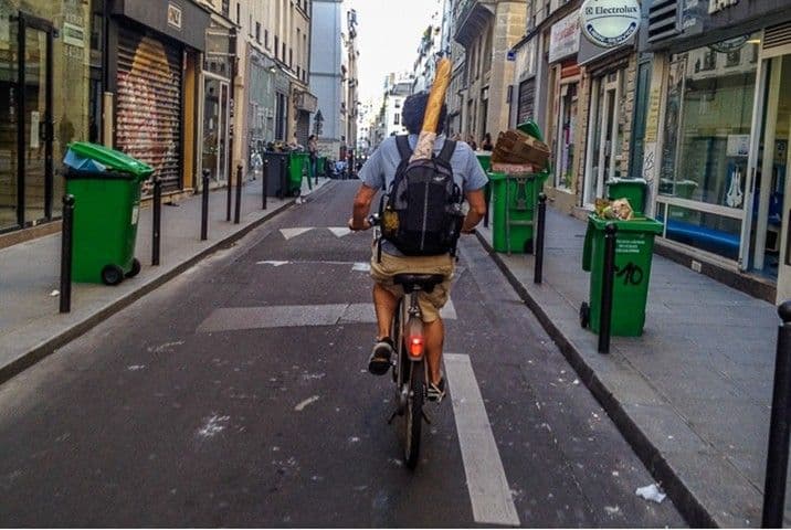 Pariz pod smećem zbog štrajka đubretara Pariz pod smećem zbog štrajka đubretara