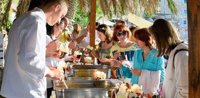 Uspješno održan Brodet fest: Vatromet i sjajni koncerti Nine Badrić i Petra Graša! Uspješno održan Brodet fest: Vatromet i sjajni koncerti Nine Badrić i Petra Graša!