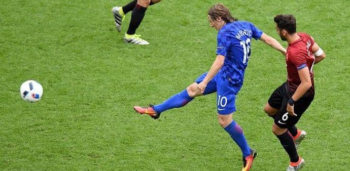 Hrvati definitivno bez Modrića na Špance, petorica propuštila trening Hrvati definitivno bez Modrića na Špance, petorica propuštila trening