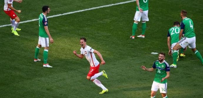 EURO 2016: Poljaci rutinski do tri boda protiv S. Irske EURO 2016: Poljaci rutinski do tri boda protiv S. Irske