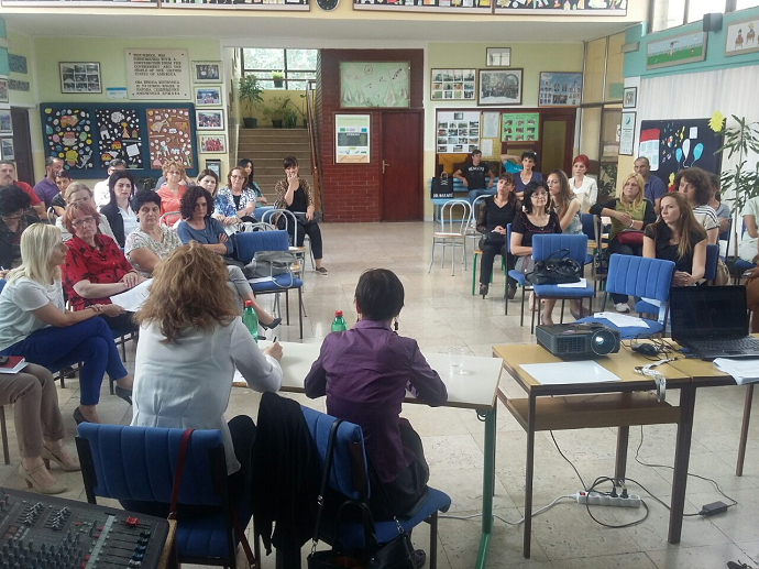 Proširiti mrežu podrške i unaprijediti kvalitet života djece sa autizmom Proširiti mrežu podrške i unaprijediti kvalitet života djece sa autizmom