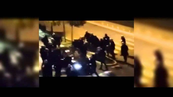 Svjedoci tvrde da je Martinovića tuklo 20 policajaca Svjedoci tvrde da je Martinovića tuklo 20 policajaca