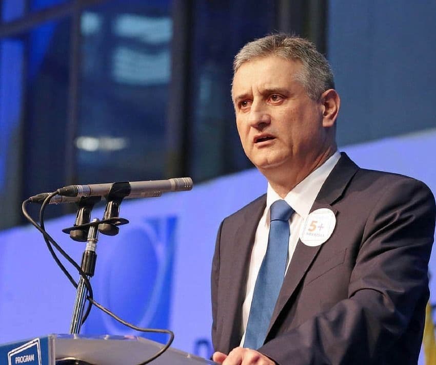 Hrvatska: Karamarko u srijedu podnosi ostavku? Hrvatska: Karamarko u srijedu podnosi ostavku?