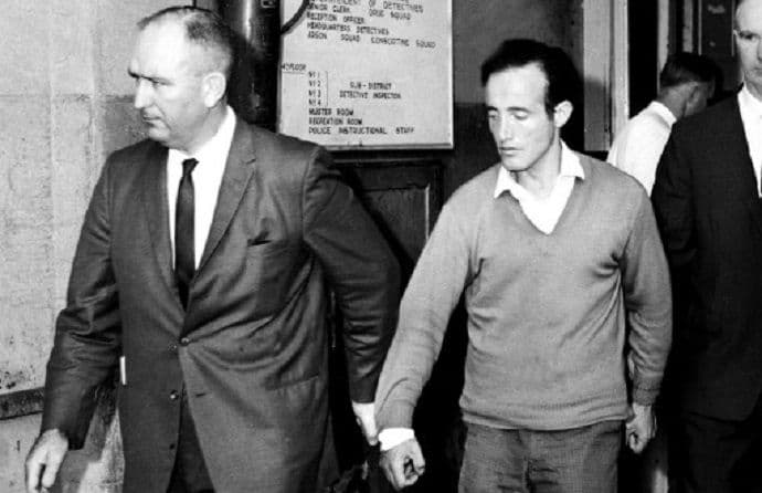 KASAPIN IZ AUSTRALIJE: Detalji iz života šizofreničara zbog čijih zločina se i danas ledi krv u žilama KASAPIN IZ AUSTRALIJE: Detalji iz života šizofreničara zbog čijih zločina se i danas ledi krv u žilama