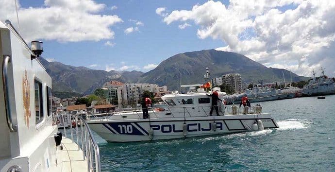 Bar: Spašeni dječaci kod svetionika! Bar: Spašeni dječaci kod svetionika!