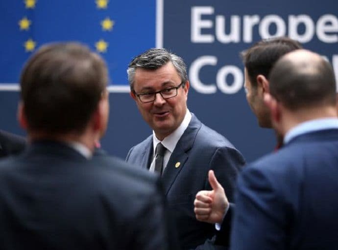 Pala vlada u Hrvatskoj, Orešković opozvan Pala vlada u Hrvatskoj, Orešković opozvan