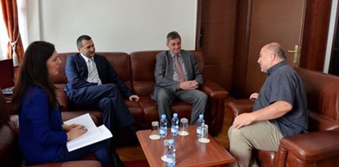 Šavc i Črnčec: Ministarstvo odbrane Slovenije pouzdan partner CG u evroatlantskim integracijama Šavc i Črnčec: Ministarstvo odbrane Slovenije pouzdan partner CG u evroatlantskim integracijama