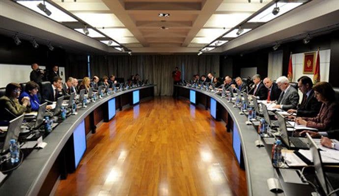 Kako funkcioniše Vlada izbornog povjerenja? Kako funkcioniše Vlada izbornog povjerenja?