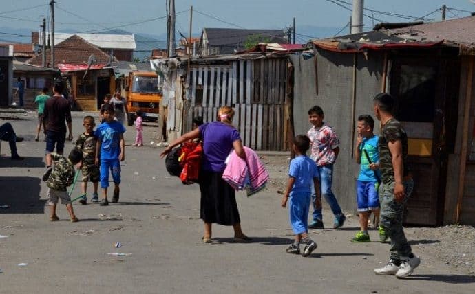 Svjetski dan izbjeglica: Prioritet smještaj i povratak raseljenih Svjetski dan izbjeglica: Prioritet smještaj i povratak raseljenih