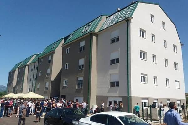 NIKŠIĆ: Dodijeljena 62 stana raseljenim porodicama NIKŠIĆ: Dodijeljena 62 stana raseljenim porodicama