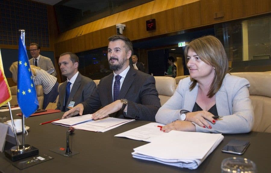 Crna Gora nastavlja da ispunjava kriterijume za članstvo u EU Crna Gora nastavlja da ispunjava kriterijume za članstvo u EU