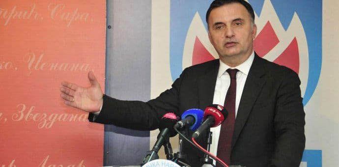 SNP predala rezoluciju o referendumu o NATO SNP predala rezoluciju o referendumu o NATO