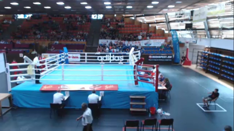 Crnogorski bokseri poraženi na poene Crnogorski bokseri poraženi na poene