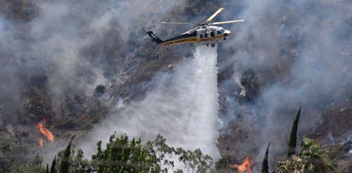 Kalifornija: Vatra i dalje guta sve pred sobom, najgore tek dolazi Kalifornija: Vatra i dalje guta sve pred sobom, najgore tek dolazi