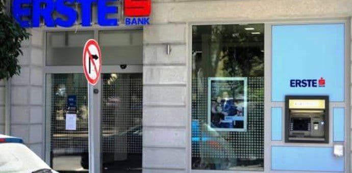 ERSTE BANKA: Besplatni pozivi korisničkom centru putem Skype-a ERSTE BANKA: Besplatni pozivi korisničkom centru putem Skype-a