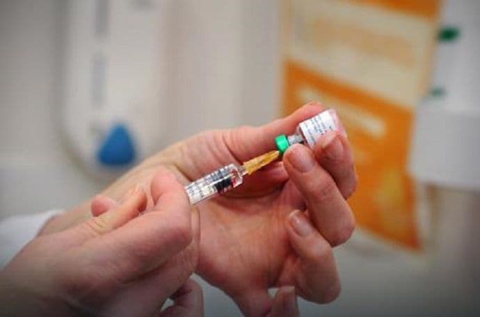 Bolničar ubio više desetina pacijenata prekomjernom dozom lijeka za srce Bolničar ubio više desetina pacijenata prekomjernom dozom lijeka za srce