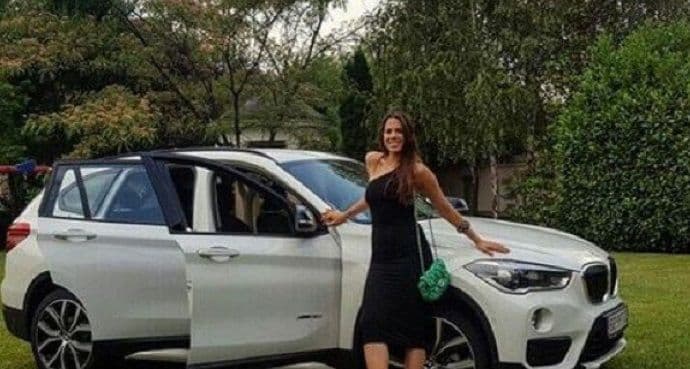 Ćerka Mila Đuraškovića: Sirotinjo, samo me gledaj! Ćerka Mila Đuraškovića: Sirotinjo, samo me gledaj!