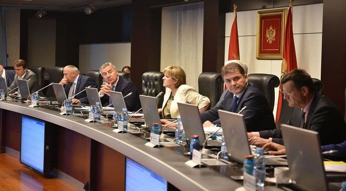 Vlada: Javni dug Crne Gore 2,36 milijardi eura Vlada: Javni dug Crne Gore 2,36 milijardi eura