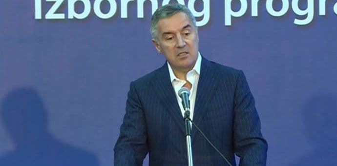 Đukanović: Eliminisati ljude sa funkcija ako ometaju razvoj biznisa Đukanović: Eliminisati ljude sa funkcija ako ometaju razvoj biznisa