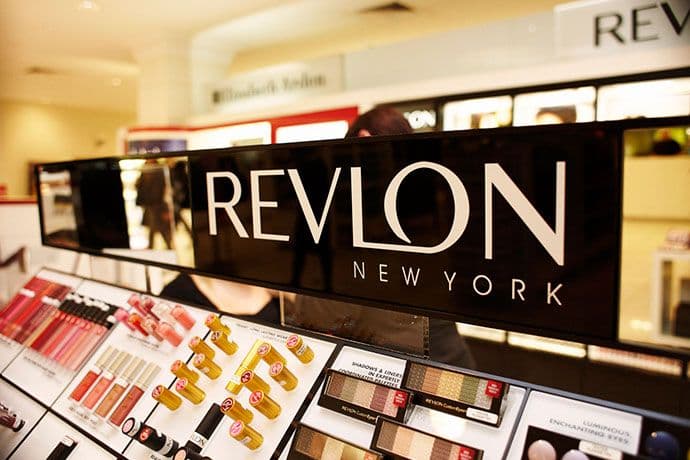 "Revlon" preuzima "Elizabeth Arden" za 870 miliona dolara "Revlon" preuzima "Elizabeth Arden" za 870 miliona dolara