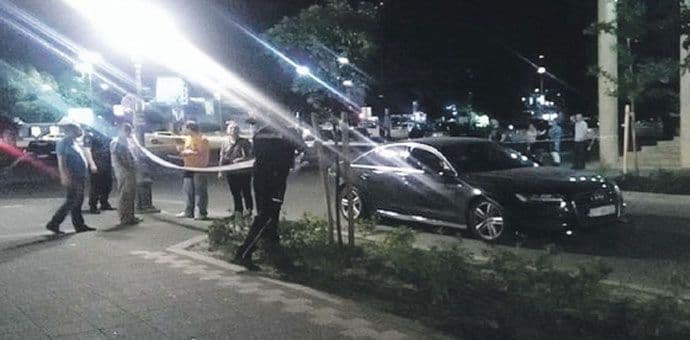 Na Kašćelana i Vučkovića ispaljeno više od 15 hitaca Na Kašćelana i Vučkovića ispaljeno više od 15 hitaca