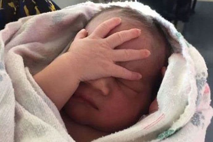 Meksiko: Novorođenčetu dali ime Breksit (FOTO) Meksiko: Novorođenčetu dali ime Breksit (FOTO)