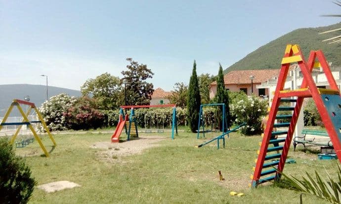 Obnovljeno dječje igralište u Bijeloj Obnovljeno dječje igralište u Bijeloj