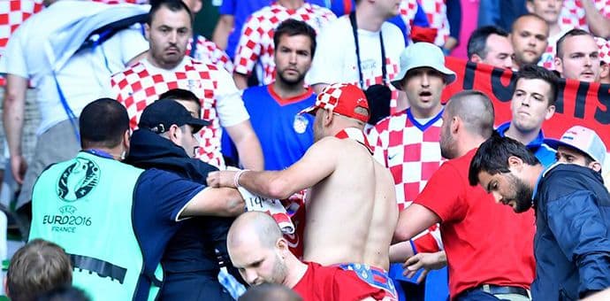 Među uhapšenima zbog tuče na Euru i bivši vaterpolo reprezentativac Među uhapšenima zbog tuče na Euru i bivši vaterpolo reprezentativac