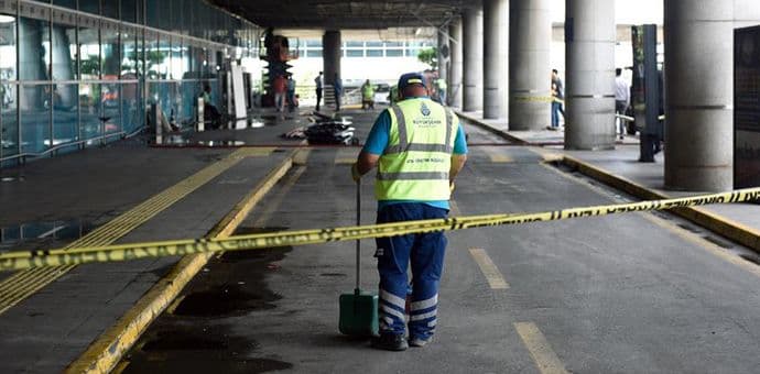 Novi bilans: 41 žrtva napada u Istanbulu, povrijeđenih 230 Novi bilans: 41 žrtva napada u Istanbulu, povrijeđenih 230