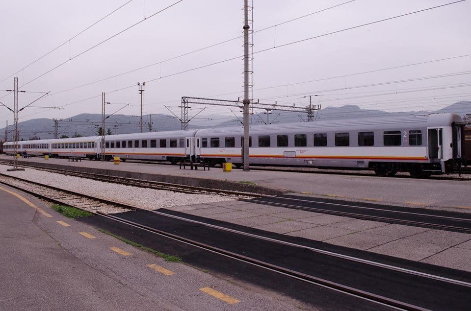 FOTO: Nova putnička kola Željezničkog prevoza FOTO: Nova putnička kola Željezničkog prevoza