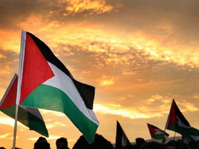 Djevojčica od 13 godina izbodena nasmrt na spavanju Djevojčica od 13 godina izbodena nasmrt na spavanju