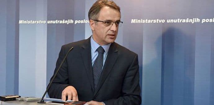 Danilović udaljio s posla komandanta Specijalne antiterorističke jedinice Danilović udaljio s posla komandanta Specijalne antiterorističke jedinice