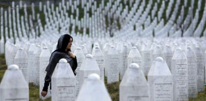 Holandski veterani tuže državu zbog Srebrenice Holandski veterani tuže državu zbog Srebrenice