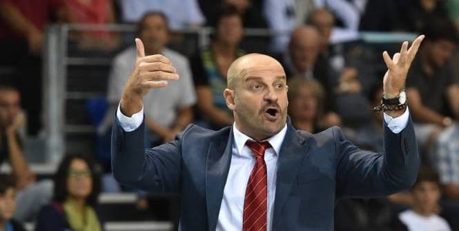 Košarkaši počeli pripreme za Sloveniju i Španiju Košarkaši počeli pripreme za Sloveniju i Španiju