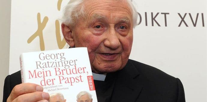 Benedikt XVI: Gej lobi pokušao da preuzme vlast u Vatikanu Benedikt XVI: Gej lobi pokušao da preuzme vlast u Vatikanu