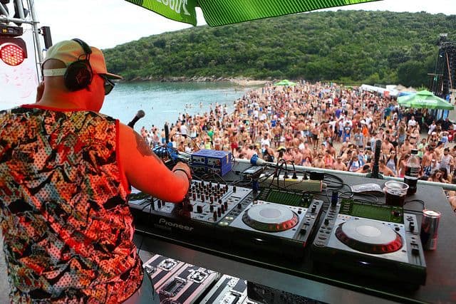 Odblokirana izgradnja festivala, Sea Dance otvara kapije po planu 14. jula Odblokirana izgradnja festivala, Sea Dance otvara kapije po planu 14. jula