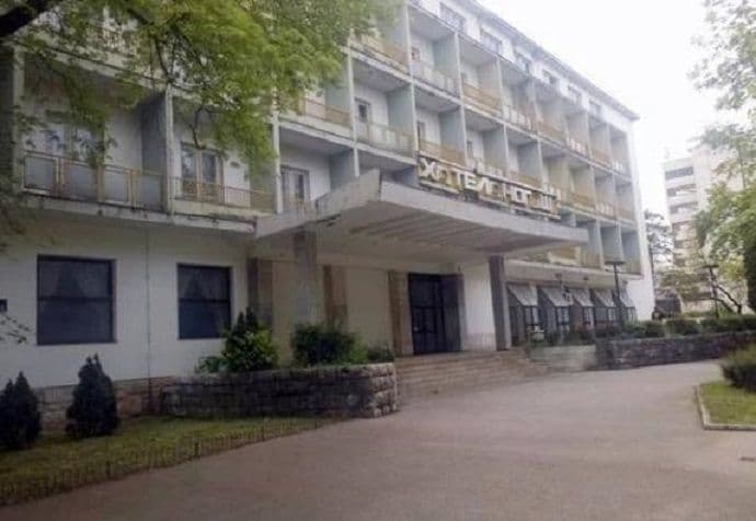 Nikšić: Od ponedjeljka gosti ponovo na terasi hotela „Onogošt“ Nikšić: Od ponedjeljka gosti ponovo na terasi hotela „Onogošt“