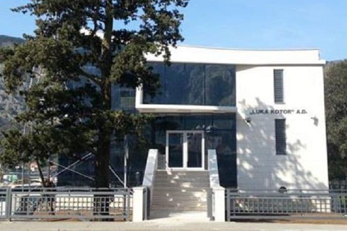 Koncesijom bi obezbijedili razvoj i ulaganja Koncesijom bi obezbijedili razvoj i ulaganja