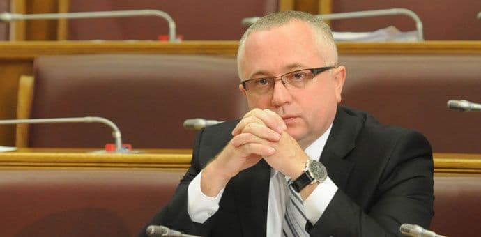 Mustafić: Prvo izvinjenje, pa da pričamo Mustafić: Prvo izvinjenje, pa da pričamo