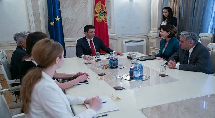 Zamjenica Zaštitnika ljudskih prava i sloboda položila zakletvu pred predsjednikom Skupštine Zamjenica Zaštitnika ljudskih prava i sloboda položila zakletvu pred predsjednikom Skupštine