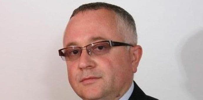 Mustafić: Predsjednik da prijavi Branka Radulovića, Milana Kneževića, Janka Vučinića i VeljkaVasiljevića Mustafić: Predsjednik da prijavi Branka Radulovića, Milana Kneževića, Janka Vučinića i VeljkaVasiljevića