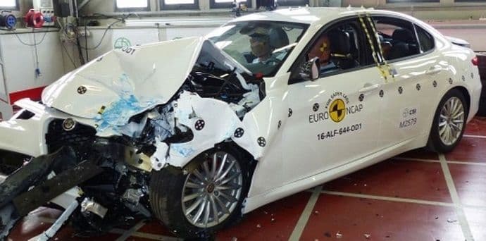 VIDEO: Alfa Romeo Giulia - najsigurniji auto na svijetu VIDEO: Alfa Romeo Giulia - najsigurniji auto na svijetu