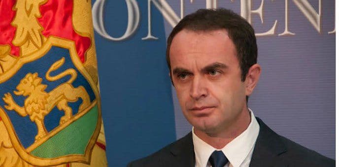 ĐELJOŠAJ: Vujanović se krije iza nepotpisanog stava zajednice opština ĐELJOŠAJ: Vujanović se krije iza nepotpisanog stava zajednice opština