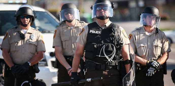 Rasni nemiri van kontrole, novo policijsko ubistvo Rasni nemiri van kontrole, novo policijsko ubistvo