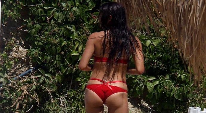 Ona je seks simbol a evo kako izgleda bez fotošopa Ona je seks simbol a evo kako izgleda bez fotošopa